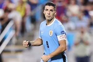 Luis Suarez sẵn sàng trở lại nếu đội tuyển Uruguay muốn anh tham dự World Cup 2026.