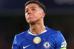 Enzo Fernandez sẽ không có tên trong trận Chelsea – Manchester City