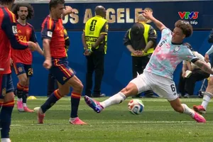 Rodri (trái) chơi rất hay kể từ vòng knock-out World Cup 2026.