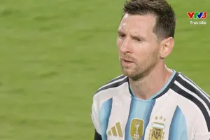 Messi là người đầu tiên đá chính ở 3 trận chung kết World Cup