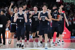 Bóng rổ nam Hàn Quốc giành HCV ASIAD đầu tiên kể từ năm 2014. Ảnh: THX