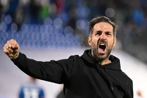 HLV Cesc Fabregas của Como. Ảnh: THX