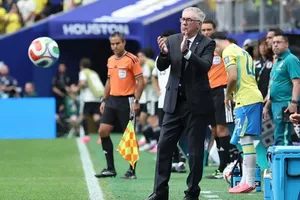 HLV Carlo Ancelotti tiếp tục quá trình tái thiết sau kỳ World Cup đầy thất vọng. Ảnh: THX