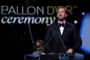 Harry Kane vượt qua Kylian Mbappe giành Quả bóng vàng 2026 chỉ 28 điểm. Ảnh: THX