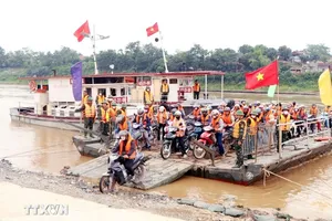 Podcast bản tin trưa 13-7: Mưa lớn nhiều khu vực trên cả nước | Vận hành lại phà quân sự ở khu vực cầu Phong Châu