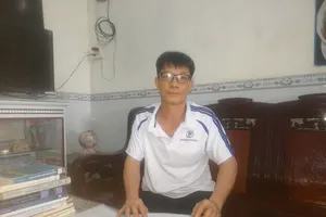 Podcast bản tin trưa 17-8: Mổ đẻ thành công ca sinh 3 bé trai hiếm gặp | Hiệu trưởng bị cáo buộc tham ô hơn 10 triệu đồng được tại ngoại