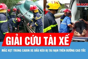 Giải cứu tài xế mắc kẹt trong cabin xe đầu kéo bị tai nạn trên đường cao tốc