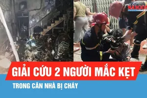 Giải cứu 2 người mắc kẹt trong ngôi nhà bị cháy ở Gia Lai
