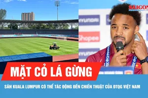 Xuân Son không hài lòng với mặt cỏ sân Kuala Lumpur