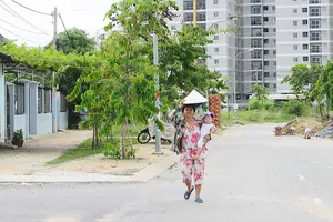 Người dân khu phố 4, phường Tăng Nhơn Phú A cho rằng đường số 4 (ảnh)  rất thông thoáng, không cần thiết mở thêm đường Man Thiện 