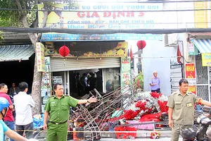 Hiện trường một vụ cháy nhà vừa ở vừa kinh doanh ở quận 12 làm 3 người thiệt mạng