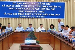 Buổi họp về tình hình kinh tế - văn hóa - xã hội 6 tháng đầu năm 2017