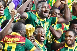  Cameroon đăng quang CAN 2017 bằng đội hình không có ngôi sao.