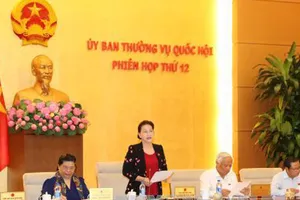 Chủ tịch Quốc hội Nguyễn Thị Kim Ngân chủ trì và phát biểu khai mạc Phiên họp thứ 12 của Ủy ban Thường vụ Quốc hội khóa XIV. Ảnh: TTXVN