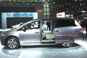 Honda thu hồi 800.000 xe tải nhỏ tại Mỹ 