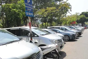 Một điểm đậu xe có thu phí trên địa bàn TPHCM