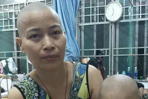 Hai bà cháu cùng bệnh ung thư