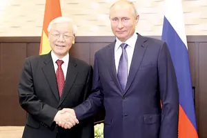 Tổng thống Liên bang Nga Vladimir Putin cùng Tổng Bí thư Nguyễn Phú Trọng                                                . Ảnh: TTXVN