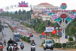 Những năm gần đây tỉnh Đắk Nông tập trung đầu tư cơ sở hạ tầng                                      phục vụ phát triển kinh tế - xã hội.  Ảnh: MAI CƯỜNG