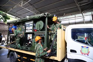 Binh chủng Hóa học (Bộ Quốc phòng) tham gia xử lý,  tẩy độc Công ty Rạng Đông