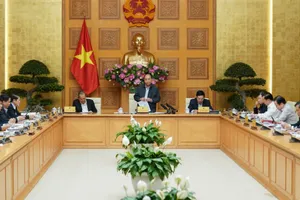 Thủ tướng Nguyễn Xuân Phúc đã chủ trì cuộc họp để gỡ vướng cho ngành đường sắt. Ảnh: VGP