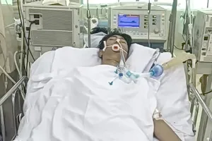 Mong có tiền cứu chữa cho con