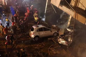 Hiện trường vụ nổ. Ảnh: REUTERS