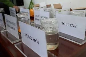 Bắt quả tang vụ làm giả xăng quy mô lớn tại Bà Rịa - Vũng Tàu