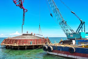 Thi công trụ điện gió ở Bạc Liêu