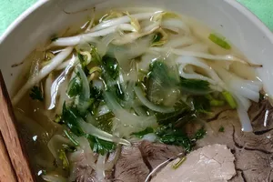 Tô phở chế biến từ nước cốt phở bò của đầu bếp Nguyễn Phước