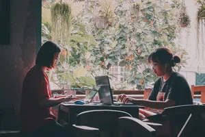 Tuổi trẻ cần học cách cân bằng giữa làm việc, tiết kiệm và tận hưởng cuộc sống