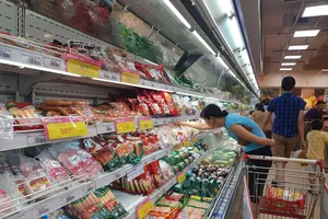 Hoạt động khuyến mãi liên tục được doanh nghiệp triển khai để kích cầu tiêu thụ hàng Việt