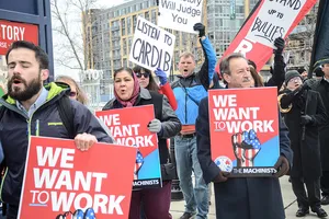 Khi thất nghiệp thu nhập khá hơn đi làm