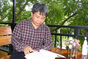 Anh khuyến nông Hoàng Tuấn Công và câu chuyện trên  “cánh đồng” chữ nghĩa