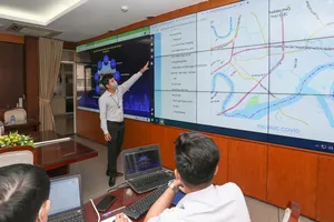 Xây dựng hệ thống bản đồ số, cổng thông tin hợp nhất, đa ngành, đa lĩnh vực để trở thành kênh giao tiếp đa phương tiện giữa  người dân và chính quyền. Ảnh: HOÀNG HÙNG