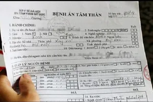 Khởi tố 3 cán bộ y tế làm bệnh án giả