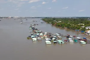 Nước trên sông Mê Công gia tăng, giảm xâm nhập mặn