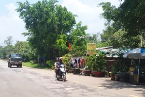 Việc di dời các hộ dân ra khỏi vùng lõi Khu bảo tồn thiên nhiên  - văn hóa Đồng Nai còn chậm do khó khăn về vốn