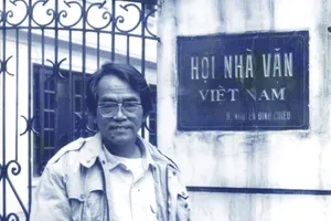 Nhà văn Hoàng Phủ Ngọc Tường. Ảnh: Gia đình cung cấp 