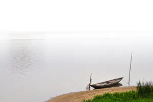 Hồn vía con sông làng