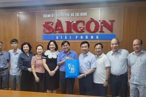 Đoàn công tác của Báo Hànộimới thăm và làm việc với Báo Sài Gòn Giải Phóng
