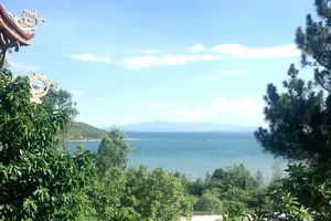 Hành trình về nguồn