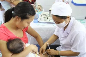 TPHCM: Vaccine tiêm chủng mở rộng lại sắp “cạn”