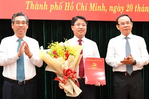 Bí thư Quận ủy quận Phú Nhuận Phạm Hồng Sơn giữ chức Chánh Văn phòng Thành ủy TPHCM