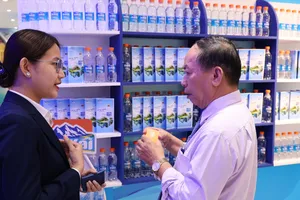 Nhiều nhóm sản phẩm đặc sản tỉnh Bình Thuận đang được trưng bày tại Showroom 92-96 đường Nguyễn Huệ, quận 1 TPHCM