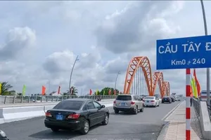 TP Cần Thơ: Khánh thành cầu Tây Đô và cầu Cờ Đỏ