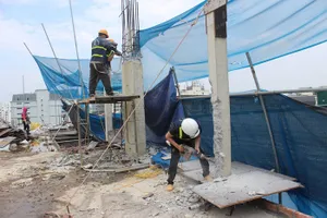 Xử nghiêm các tổ chức, cá nhân để xảy ra vi phạm trong xây dựng