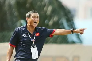 Hiện HLV Mai Đức Chung đang dẫn dắt đội tuyển Quốc gia