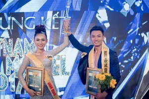 ​​Hoàng Hiếu, Quỳnh Như đăng quang Quán quân Vietnam Fitness Model 2017	