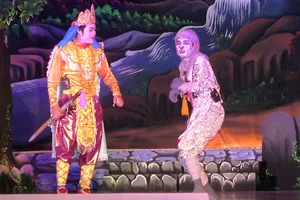 Đoàn Nghệ thuật Khmer Sóc Trăng biểu diễn Dù kê. Ảnh: LÊ BÌNH